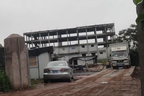 東陽警方查獲非法油庫和1臺(tái)大地磅并展開深入調(diào)查