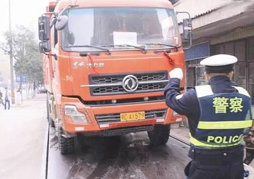 卡友吐槽：卡車經(jīng)高速地磅不準(zhǔn)且復(fù)磅遭拒